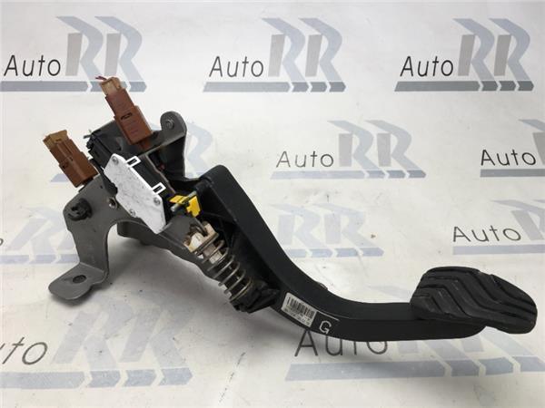 Pedal embrague Nissan Qashqai J11