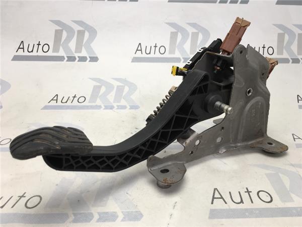 Pedal embrague Nissan Qashqai J11