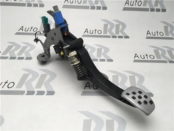 Pedal embrague Renault Megane III