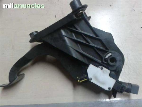 Pedal embrague renault vel satis - 8200019164