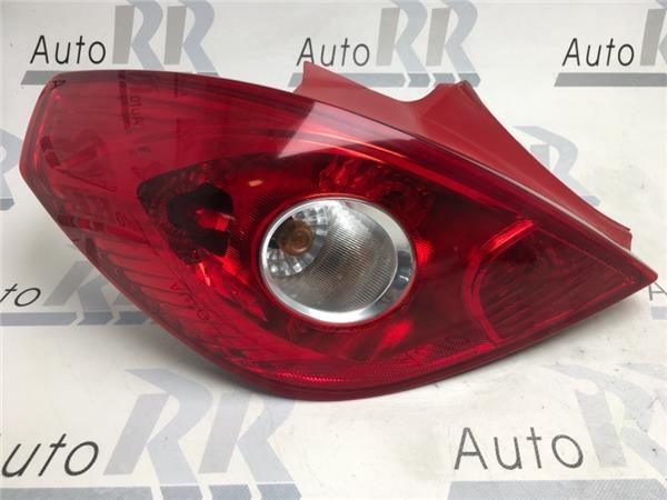 Piloto izquierdo Opel Corsa D - 13186350