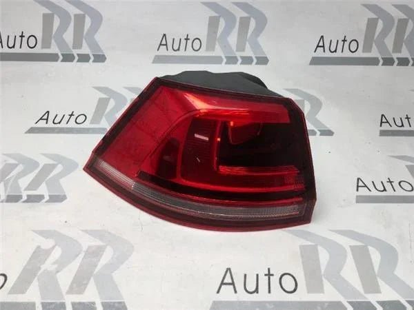 Piloto izquierdo VW Golf VII Variant