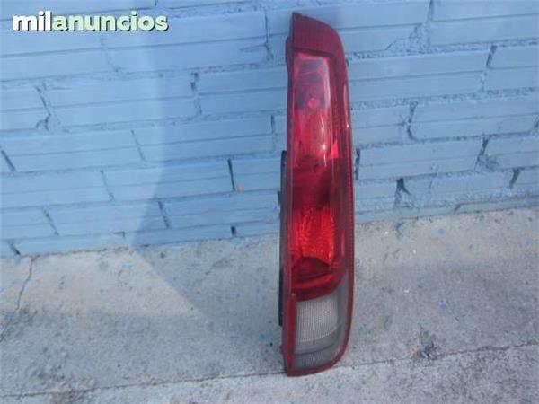 Piloto trasero der nissan x-trail - 