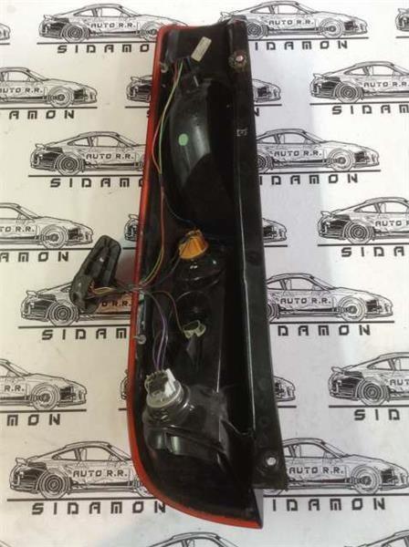 Piloto trasero derecho ford fiesta v - 