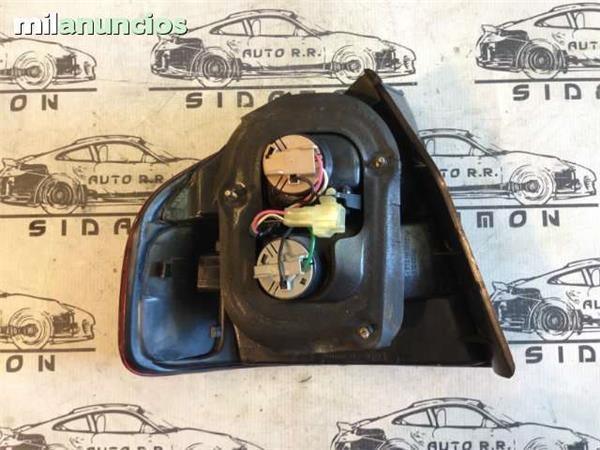 Piloto trasero derecho subaru legacy - 