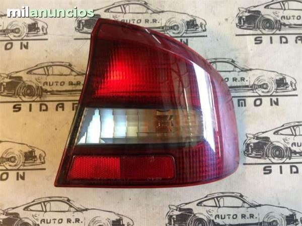 Piloto trasero derecho subaru legacy - 
