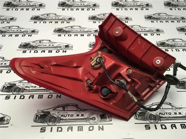 Piloto trasero derecho toyota rav 4 xa40 - 