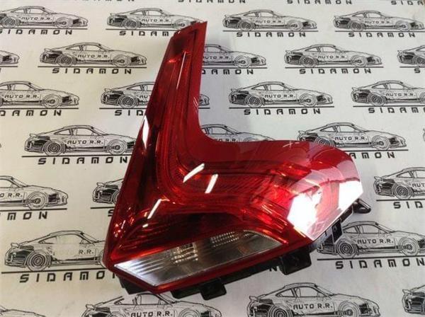 Piloto trasero derecho volvo v40 iii - 