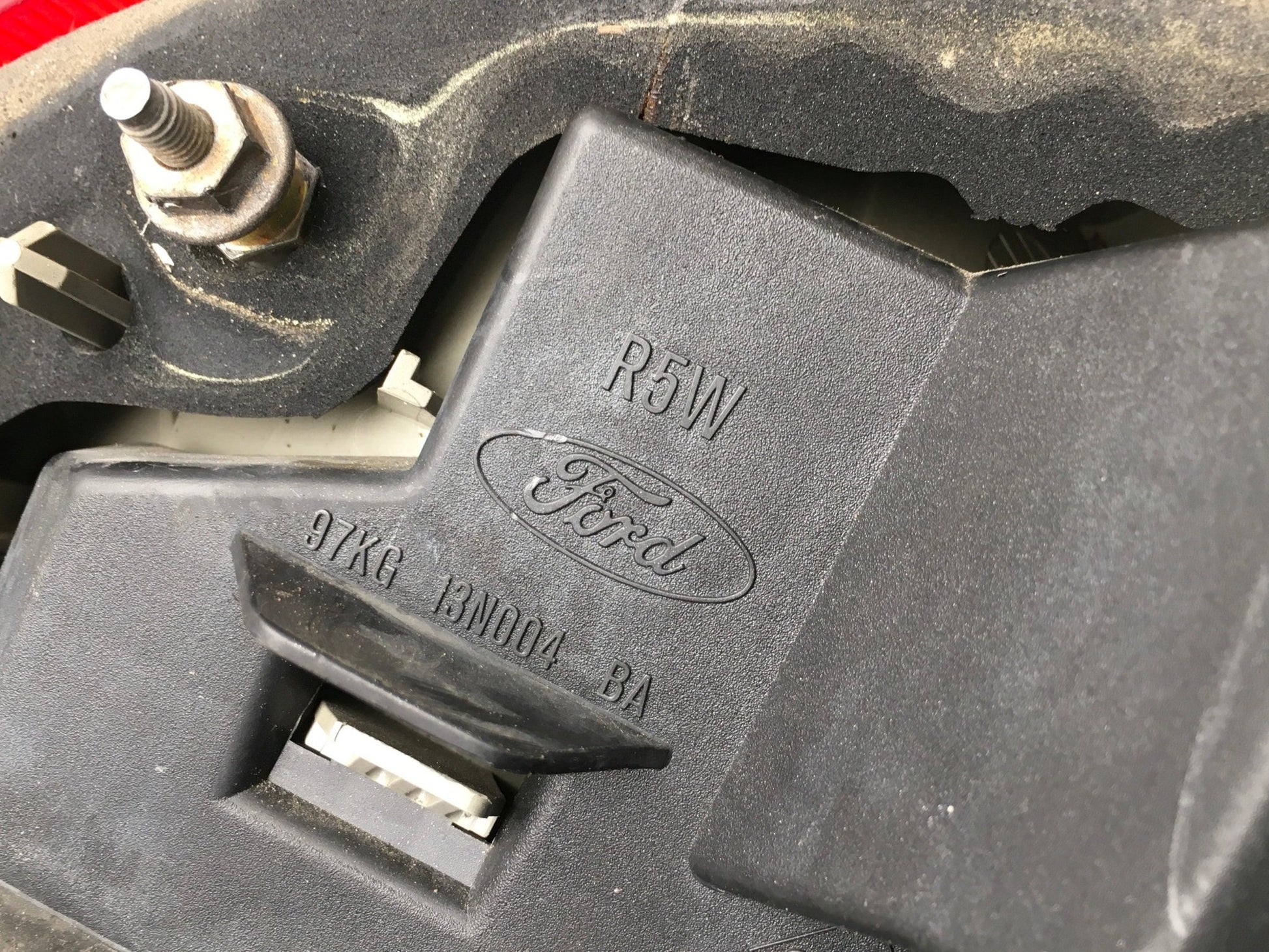 Piloto trasero izq Ford Ka - 97KG13N004BA