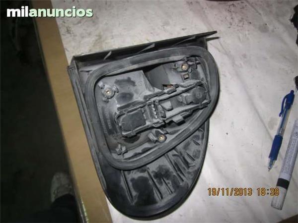 Piloto trasero izq. renault laguna mk1 - 7700820092