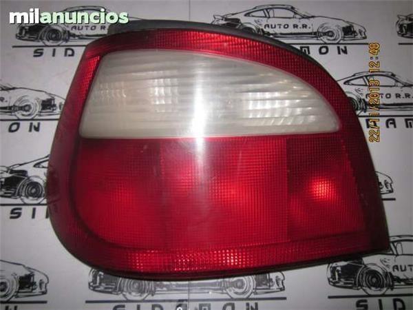 Piloto trasero izquierdo megane 1 - 