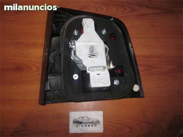 Piloto trasero izquierdo skoda octavia - 