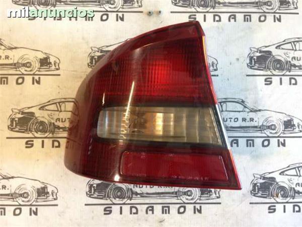 Piloto trasero izquierdo subaru legacy - 