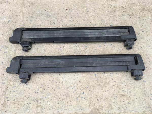 Portaesquis nissan - 