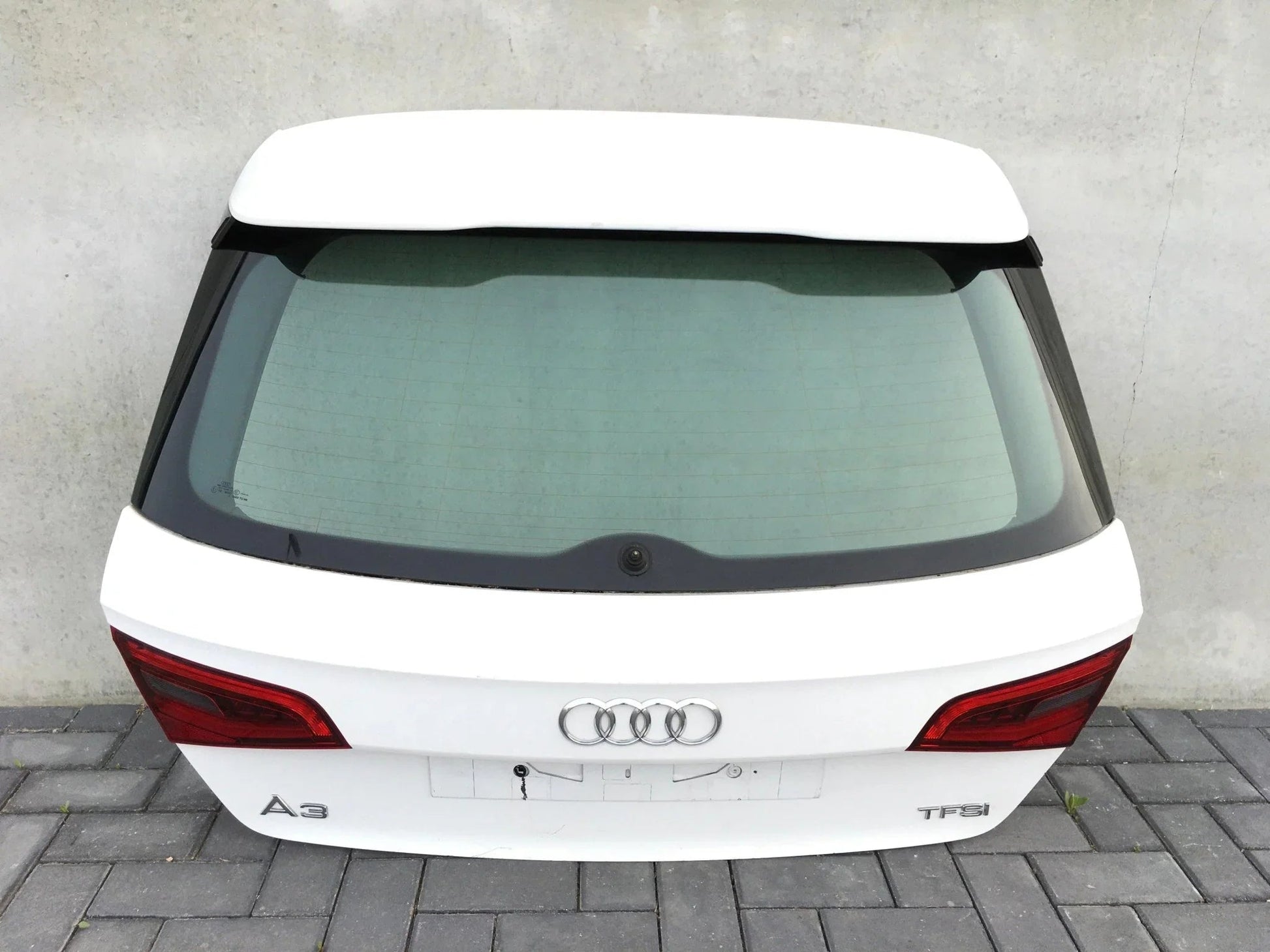 Porton trasero Audi A3 8V Sline
