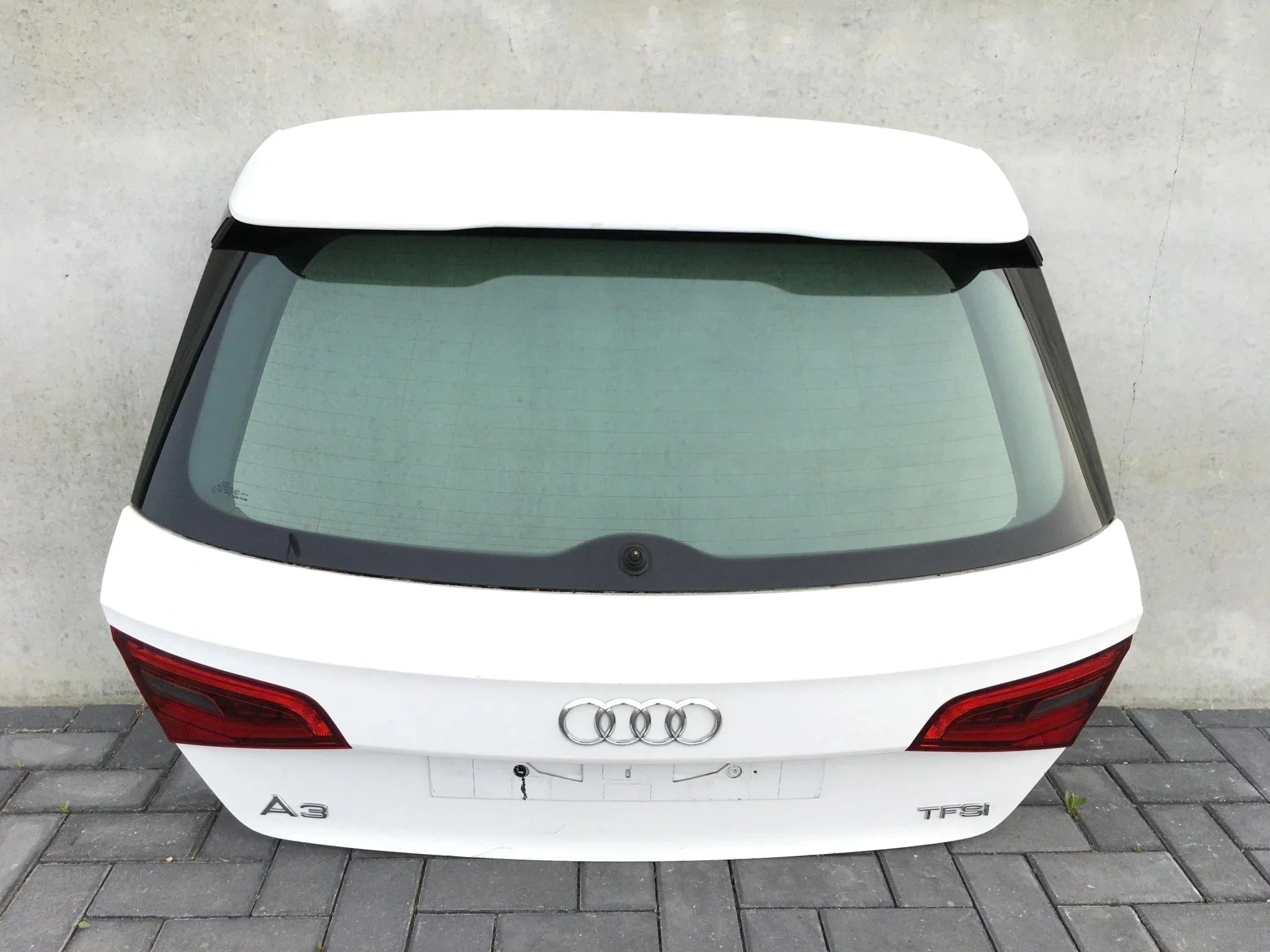 Porton trasero Audi A3 8V Sline