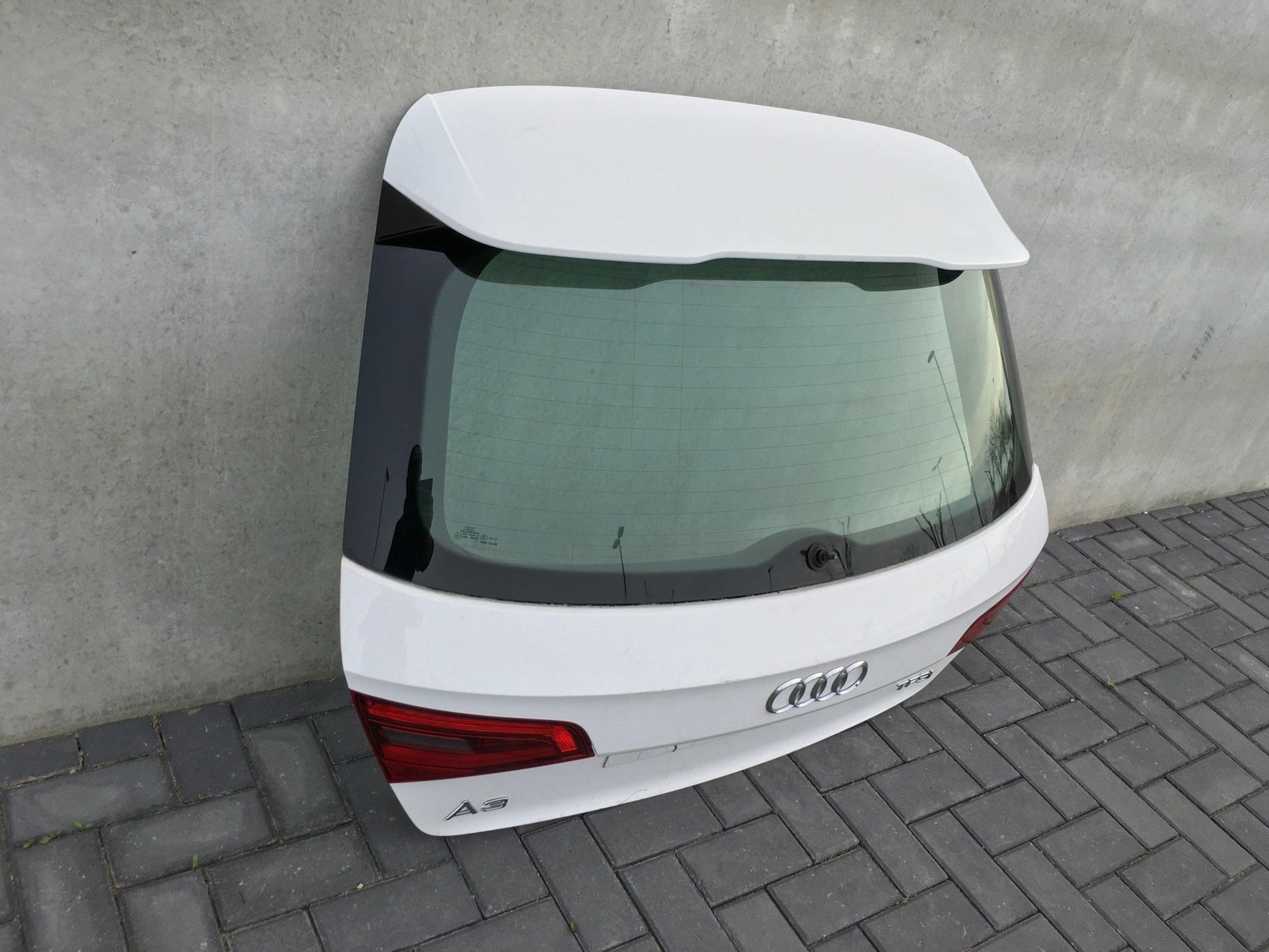 Porton trasero Audi A3 8V Sline - Porton Audi A3 8V