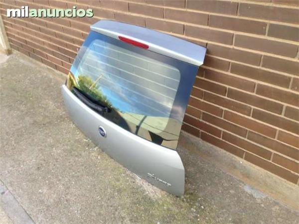 Porton trasero fiat punto 2005-2014 - 