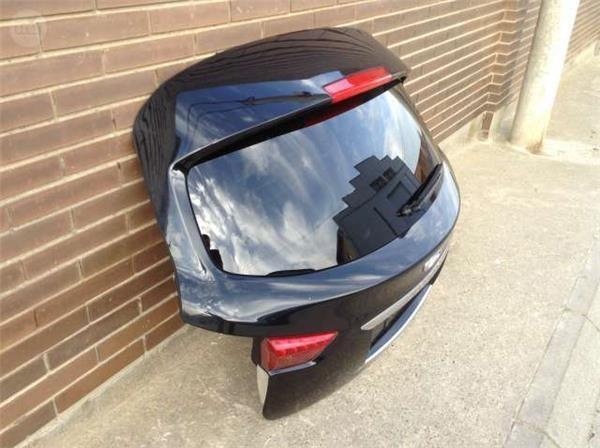 Porton trasero infiniti fx30 fx35 - 