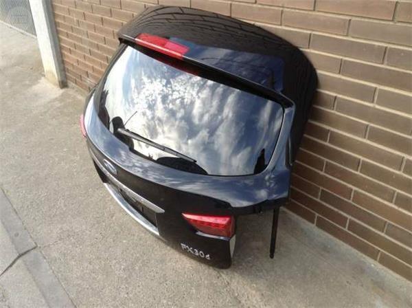 Porton trasero infiniti fx30 fx35 - 