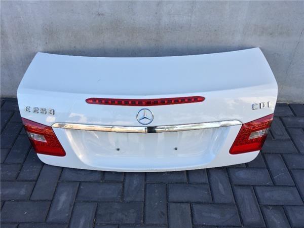 Porton trasero Mercedes Clase E Coupe C2 - AutoRR 