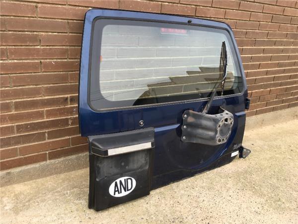 Porton trasero Mitsubishi Montero II - 