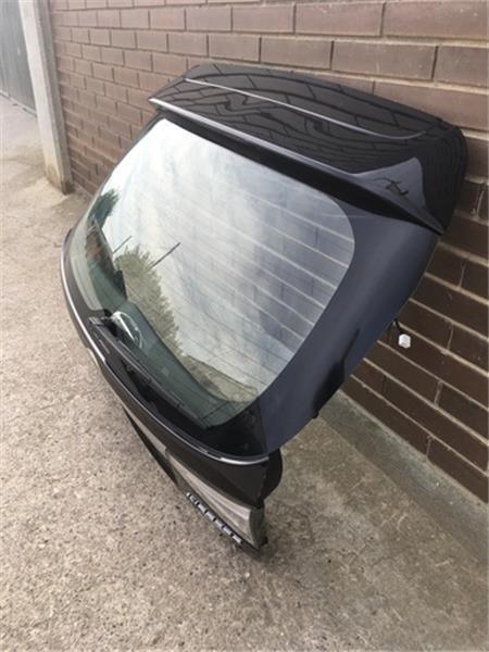Porton trasero subaru impreza iii g12 - 