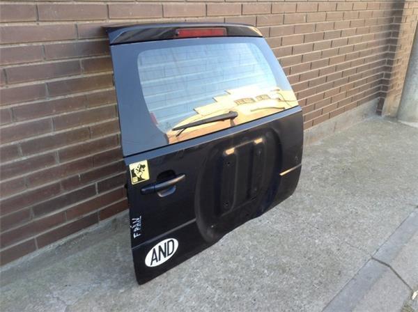 Porton trasero suzuki grand vitara iii - 