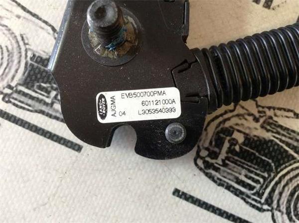 Pretensor izquier range rover sport l320 - 601121000a