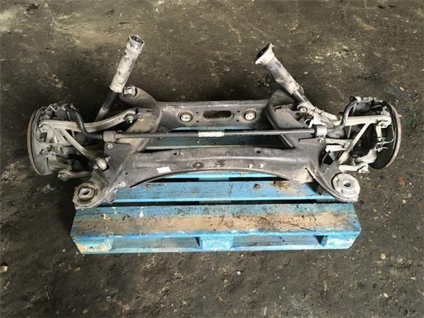 Puente trasero mercedes clase c w205 - 