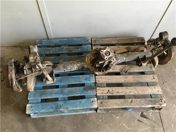 Puente trasero Mitsubishi IO Pinin
