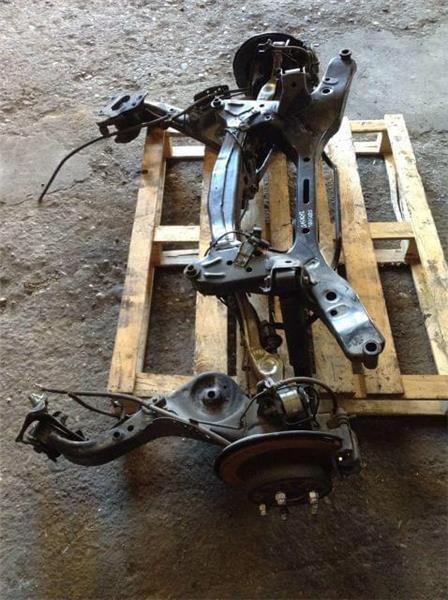 Puente trasero nissan qashqai j10 - 