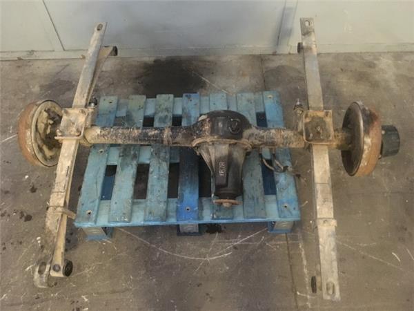 Puente trasero Suzuki SJ413 - 