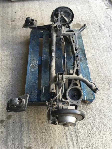 Puente trasero vw touran - 