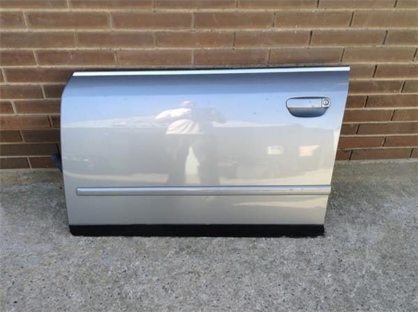 Puerta del izquierda audi a4 b6 - 