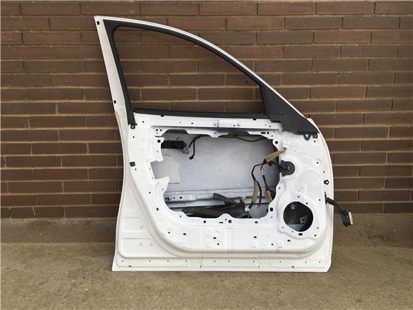 Puerta del izquierda infiniti fx30 fx35