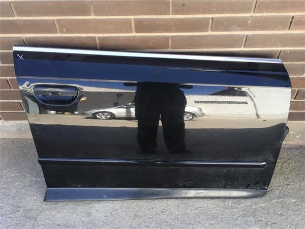 Puerta delantera der. audi a4 s4 b7 - 