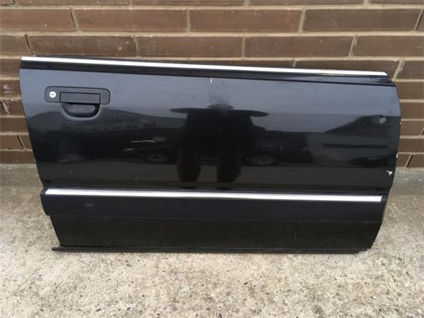 Puerta delantera derecha audi 100 c3 - 