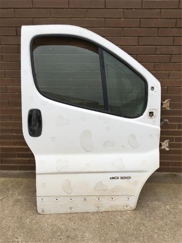 Puerta delantera derecha Renault Trafic