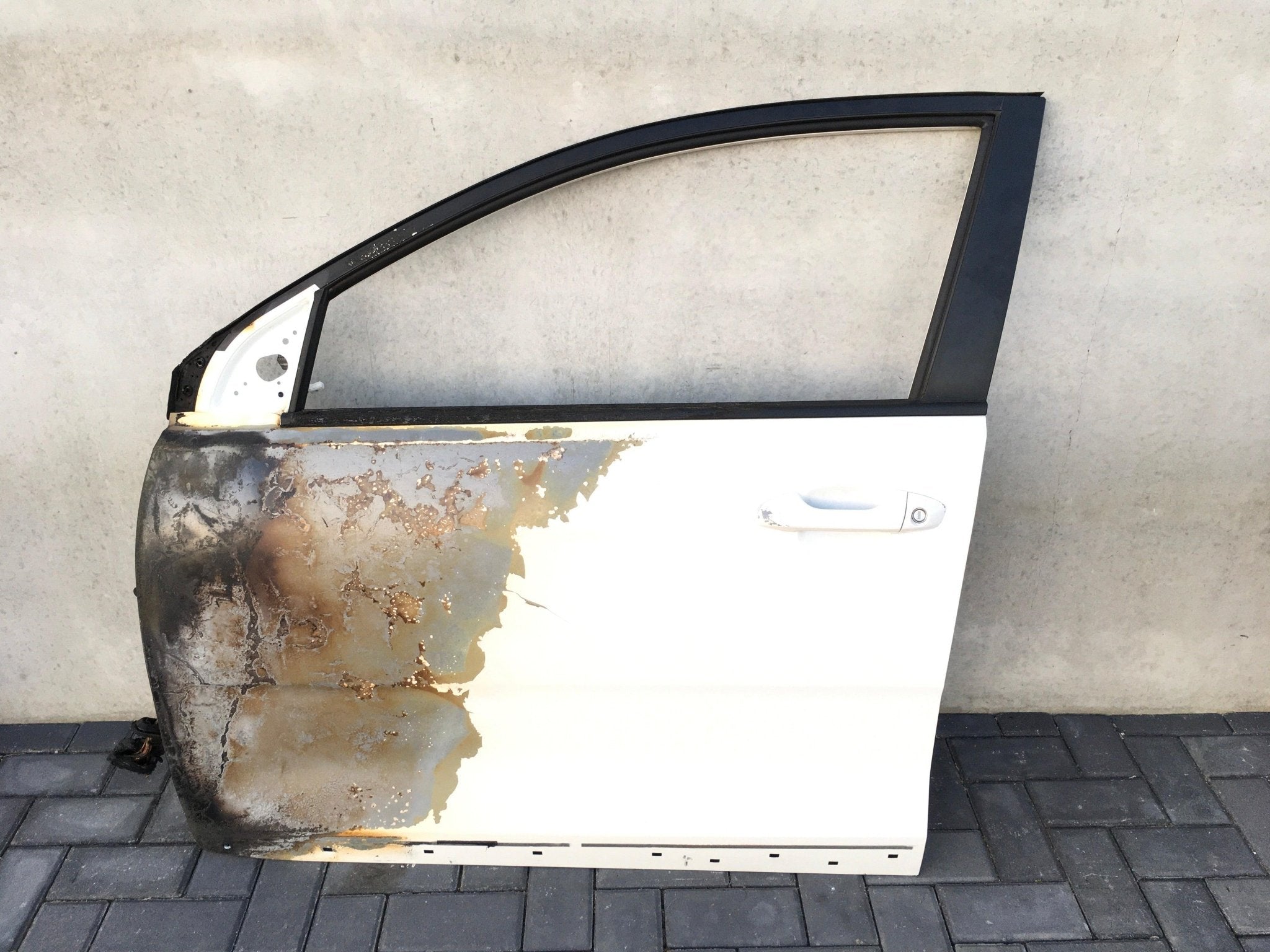 Puerta delantera izq Kia Stonic - puertadelizqkiastonic