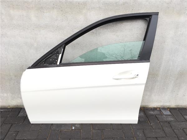 Puerta delantera izq Mercedes W204 - AutoRR 