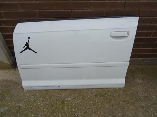 Puerta delantera izquierda audi a3 8p - 