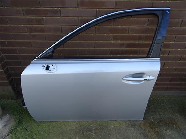 Puerta delantera izquierda lexus is ii - 