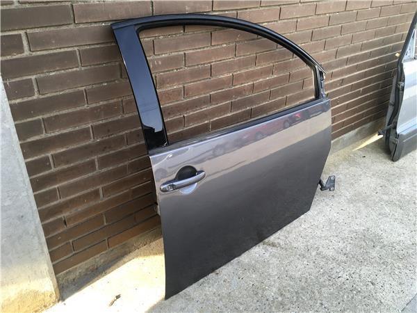 Puerta derecha volkswagen new beetle - 