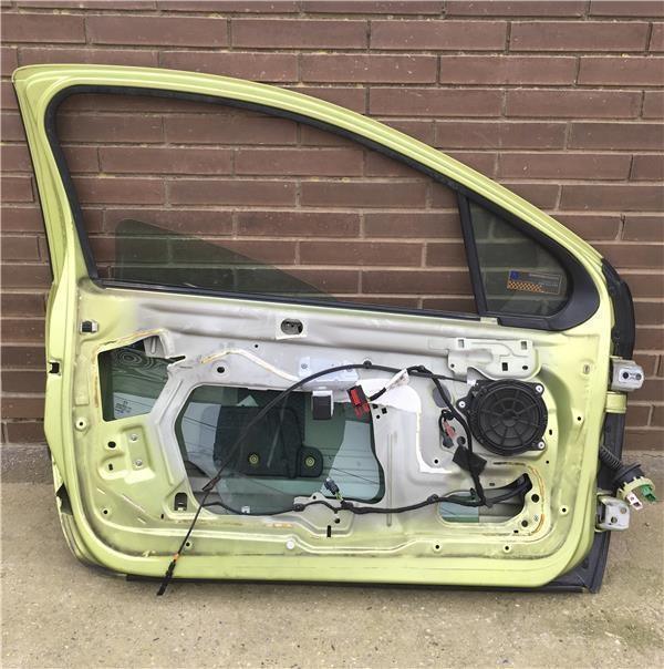 Puerta izquierda Peugeot 207
