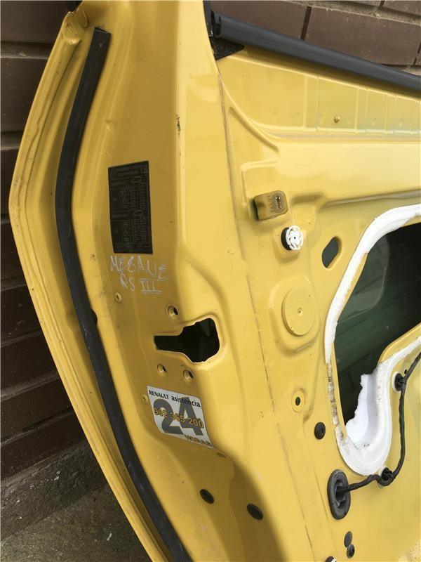 Puerta izquierda Renault Megane 3 Coupe - 