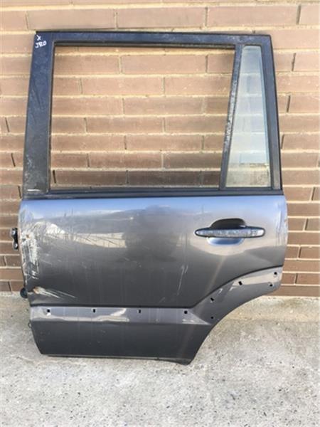 Puerta tras izq toyota land cruiser j12 - 