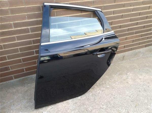 Puerta tras izquierda volvo v40 iii - 