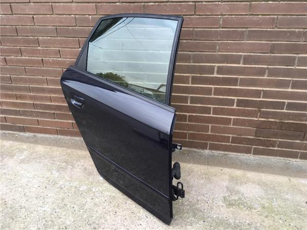 Puerta trasera dcha Audi A4 B7 8E - 