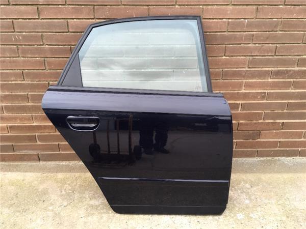 Puerta trasera dcha Audi A4 B7 8E - 